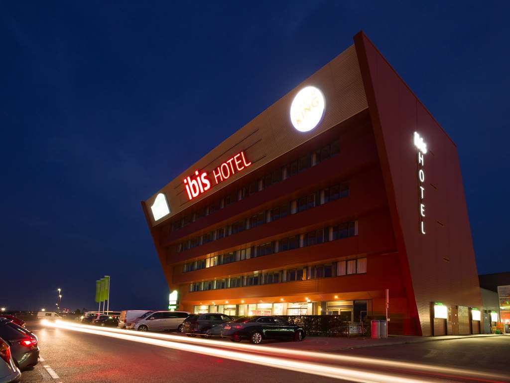 Ibis Vienna Airport Otel Schwechat Dış mekan fotoğraf